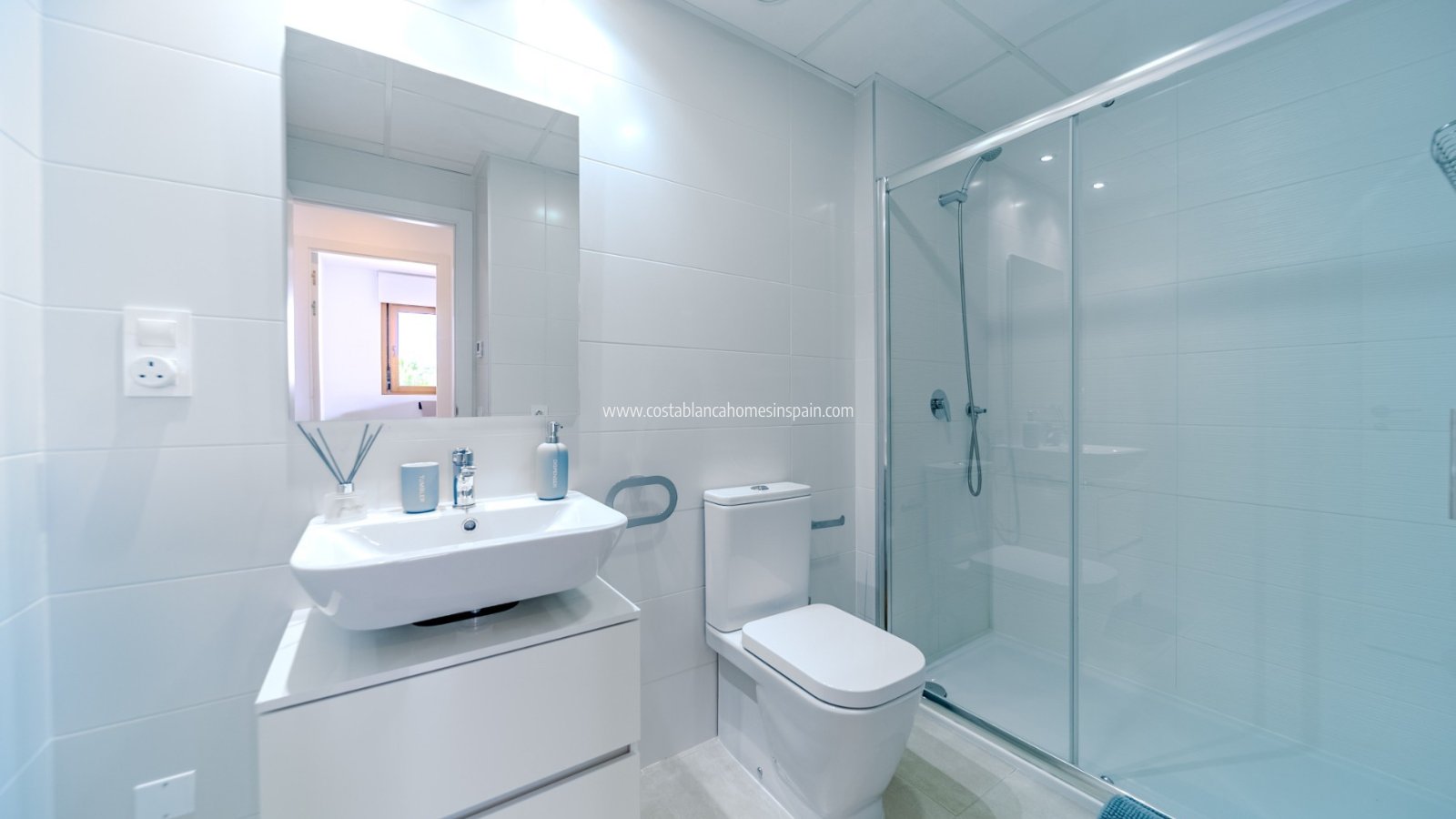 Resale - Apartment - Villamartin