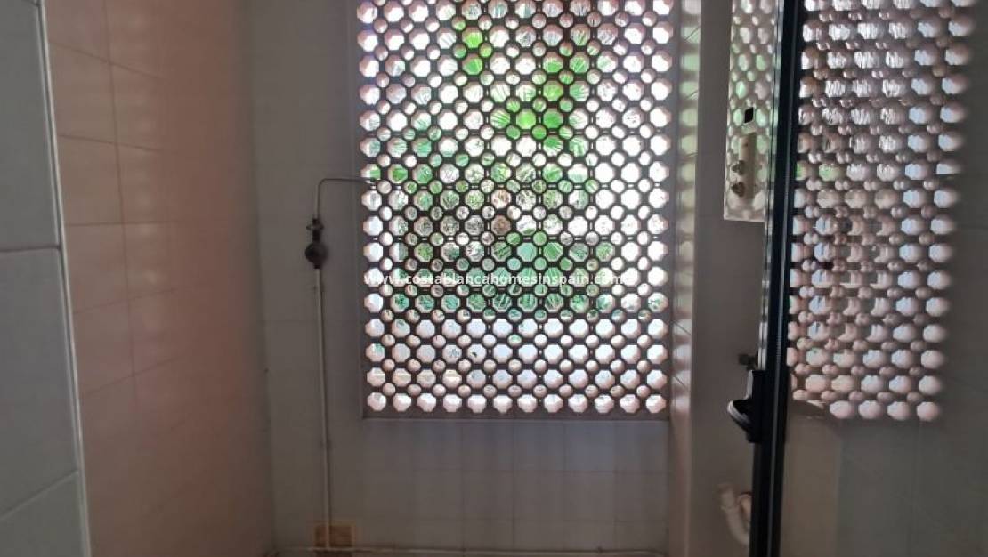 Resale - Apartment - Villamartin