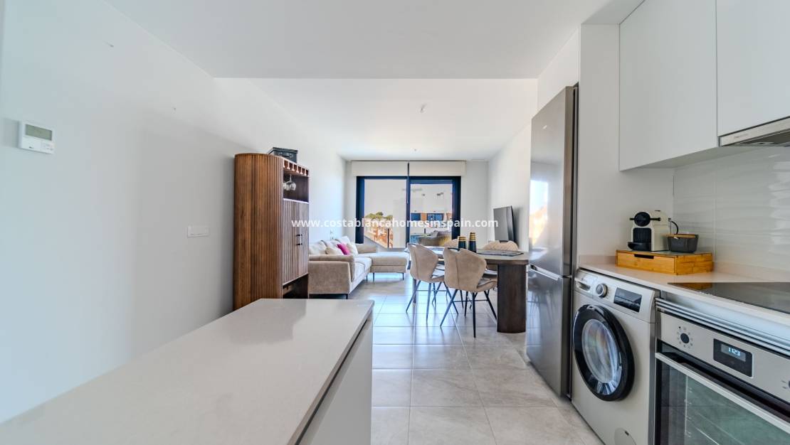 Resale - Apartment - Villamartin