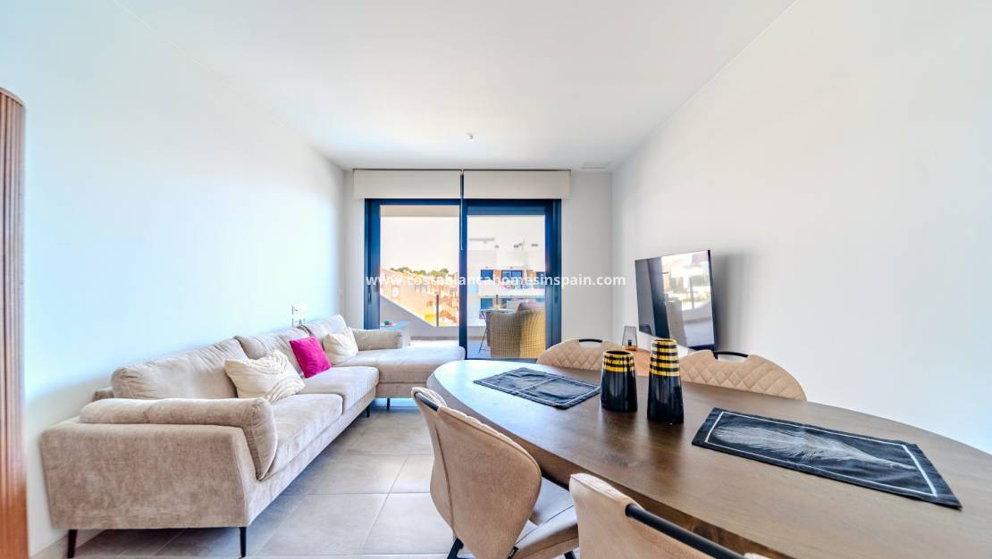 Resale - Apartment - Villamartin