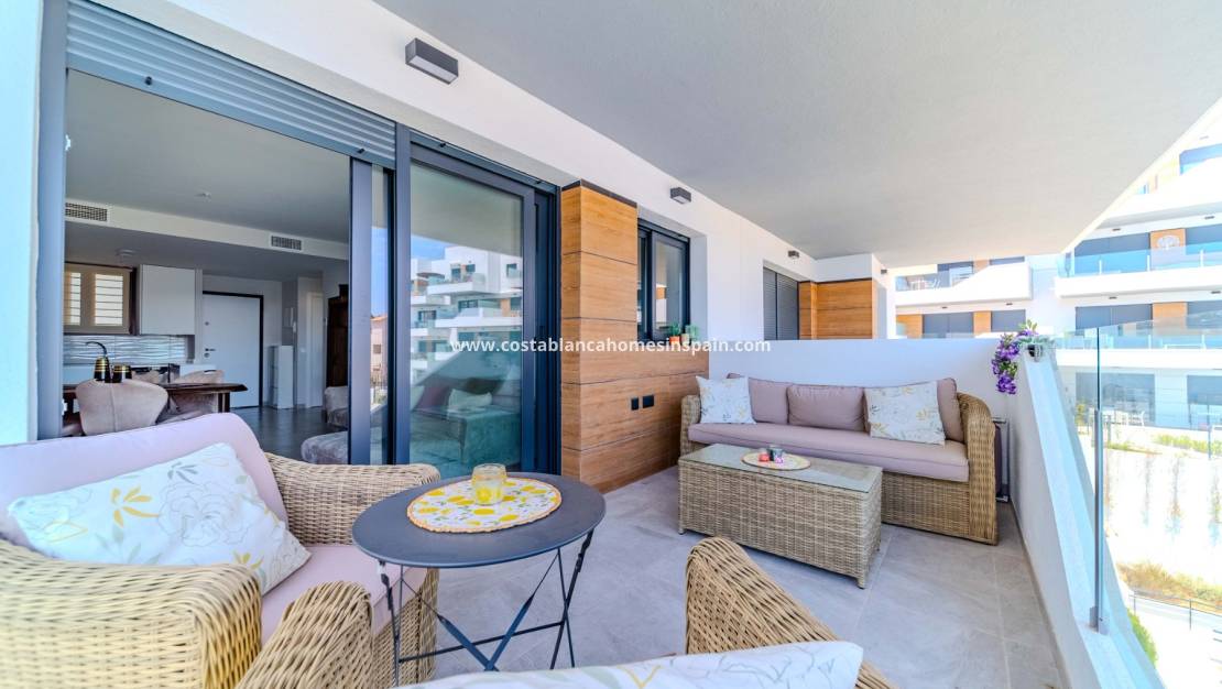 Resale - Apartment - Villamartin