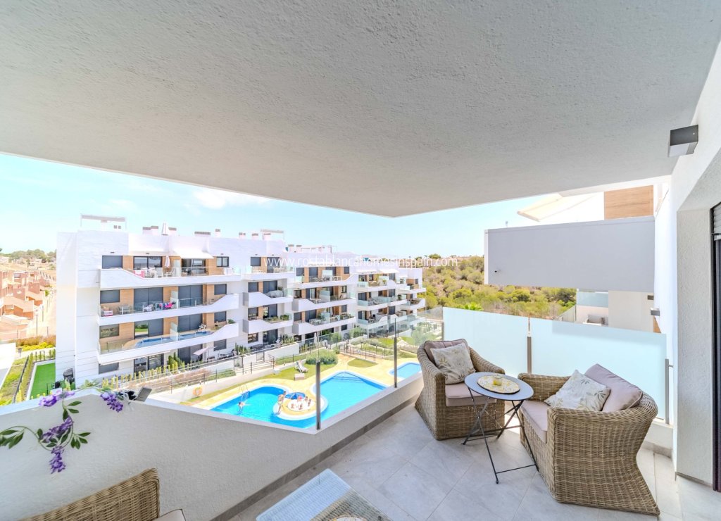 Resale - Apartment - Villamartin