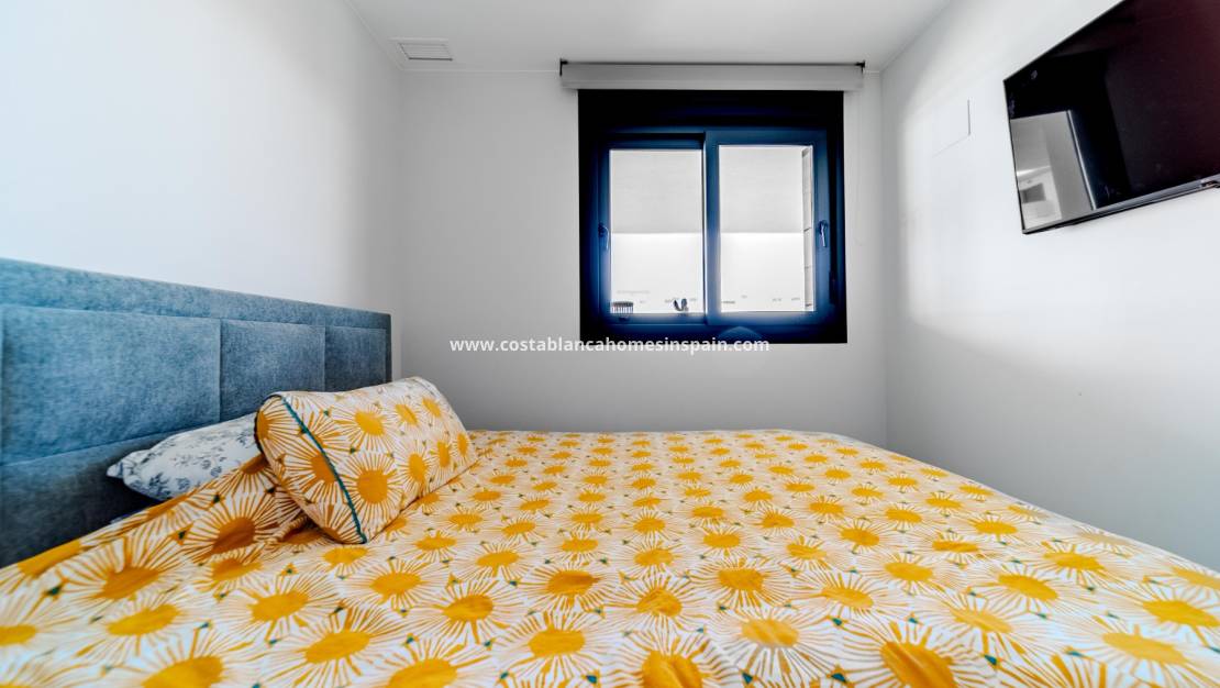 Resale - Apartment - Villamartin