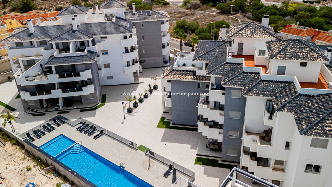 Resale - Apartment - Villamartin