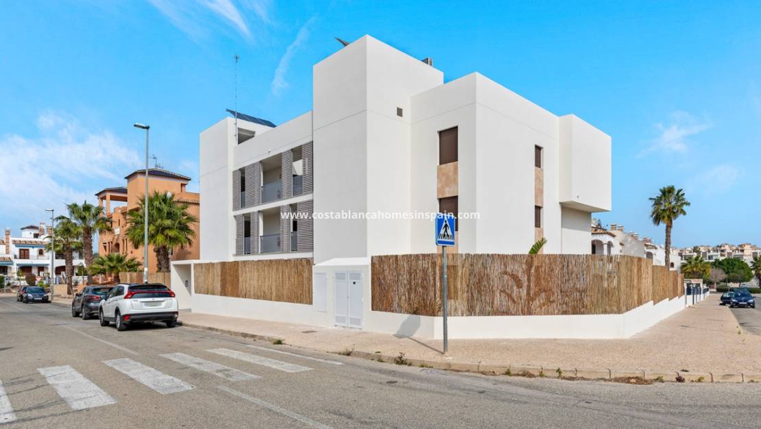 Resale - Apartment - Villamartin