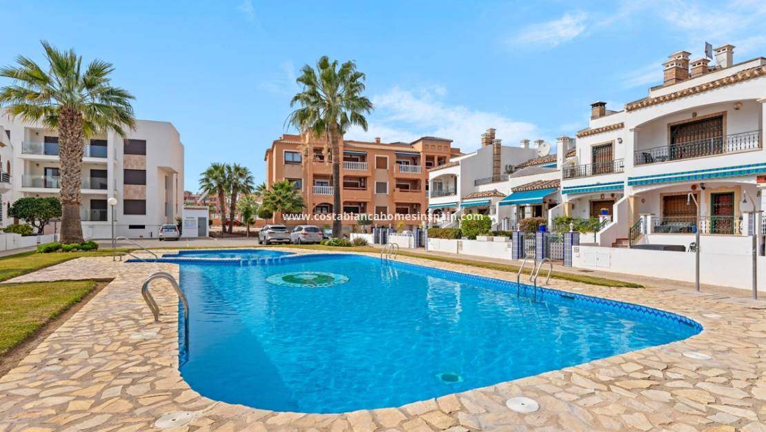 Resale - Apartment - Villamartin