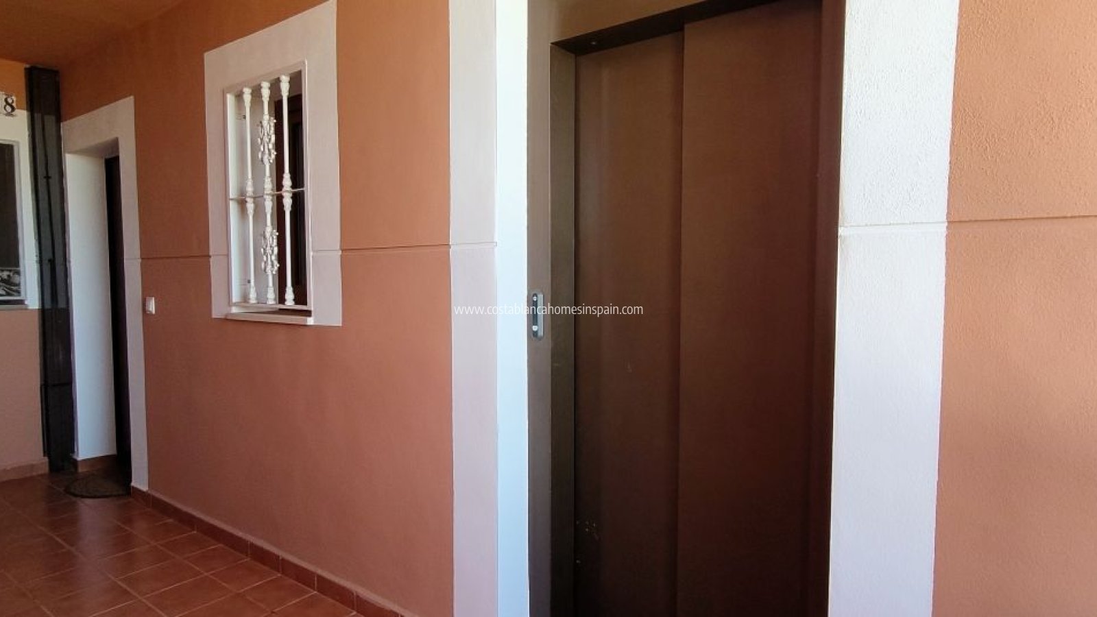 Resale - Apartment - Villamartin