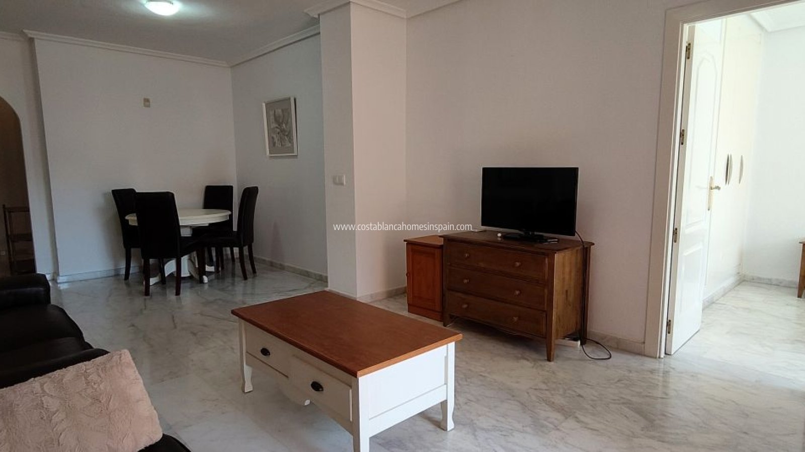 Resale - Apartment - Villamartin