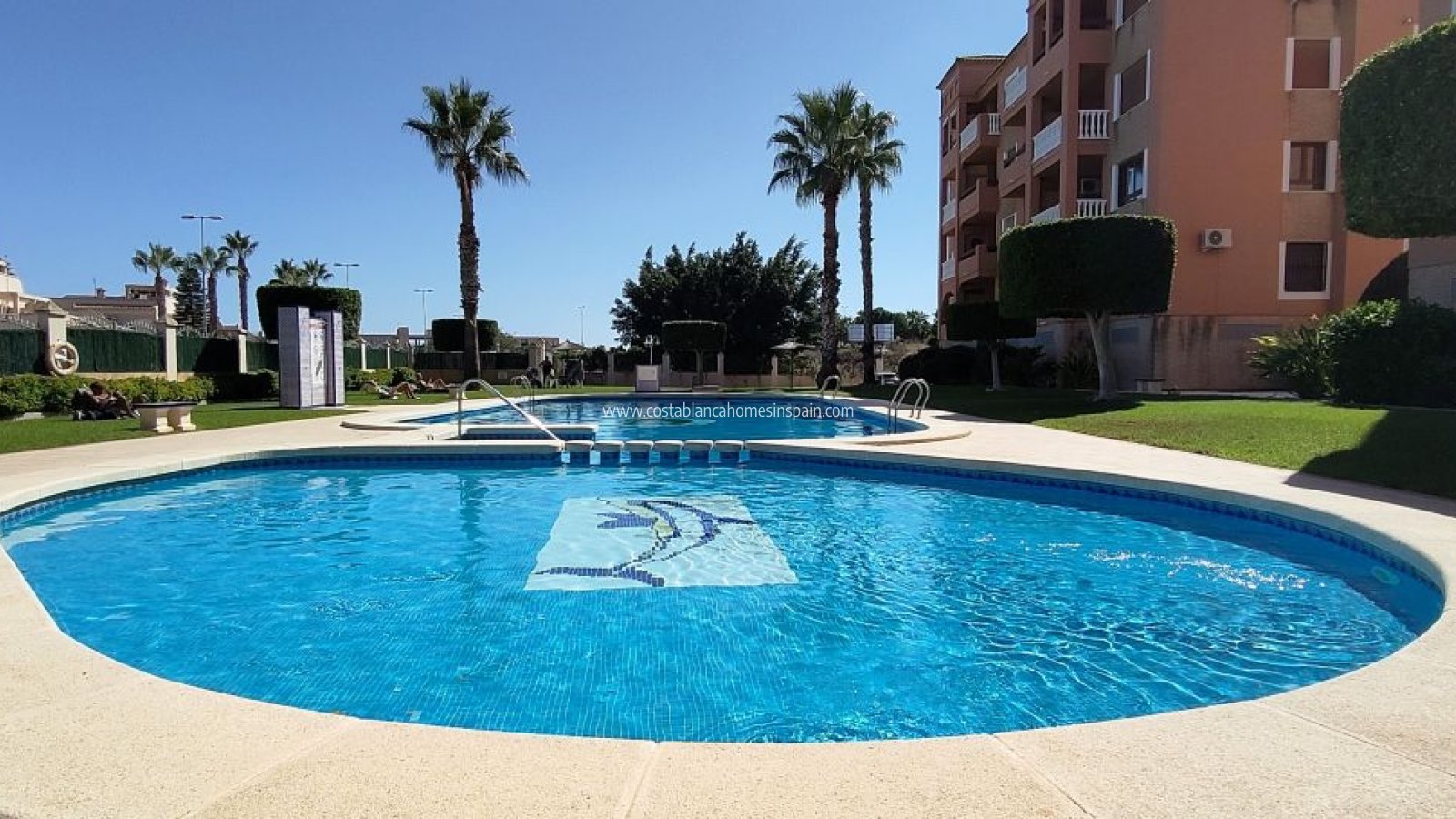Resale - Apartment - Villamartin