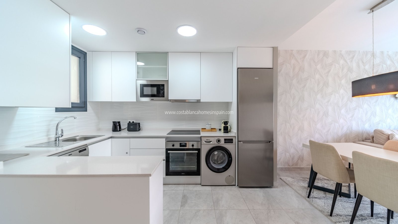 Resale - Apartment - Villamartin