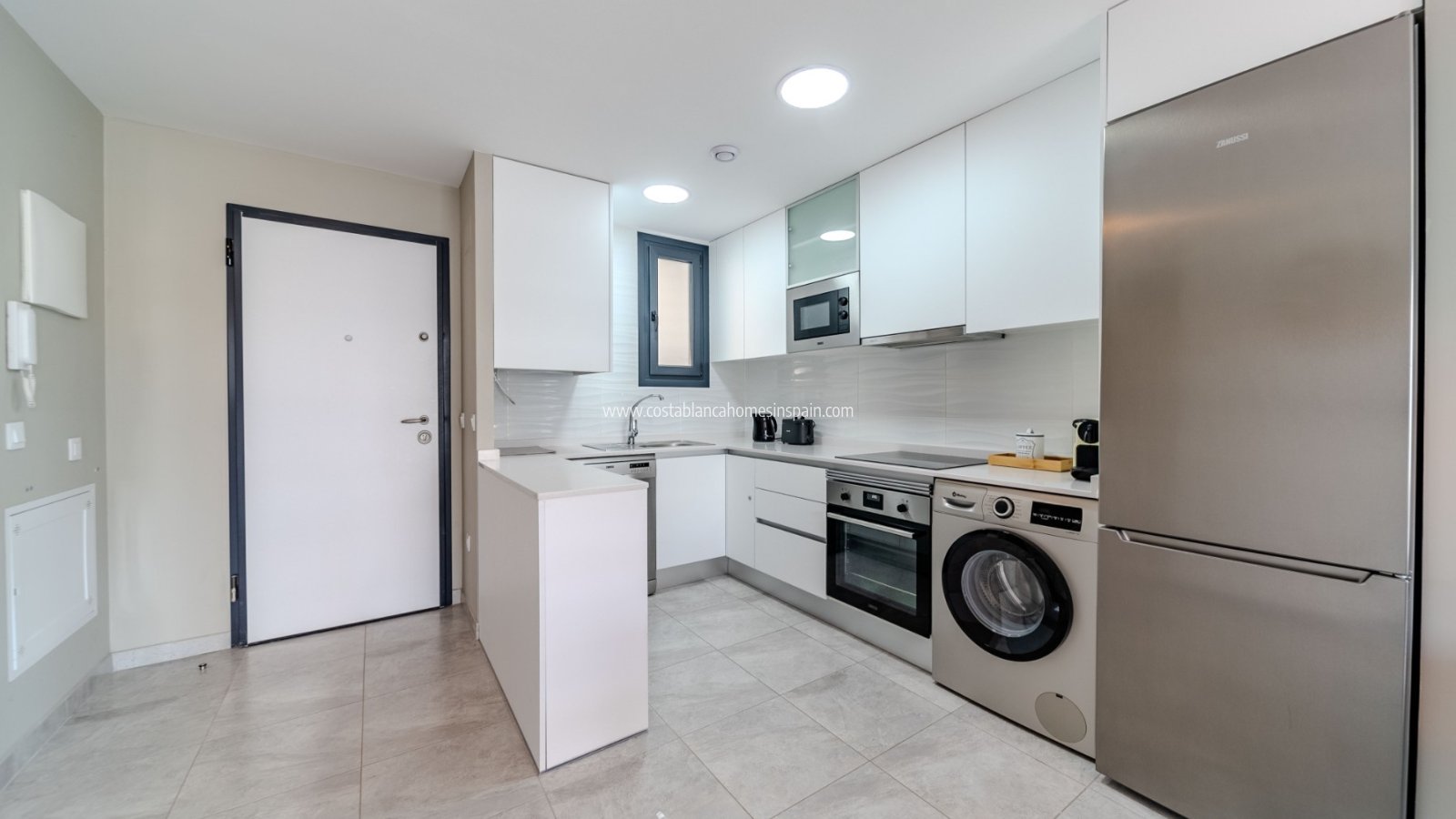 Resale - Apartment - Villamartin