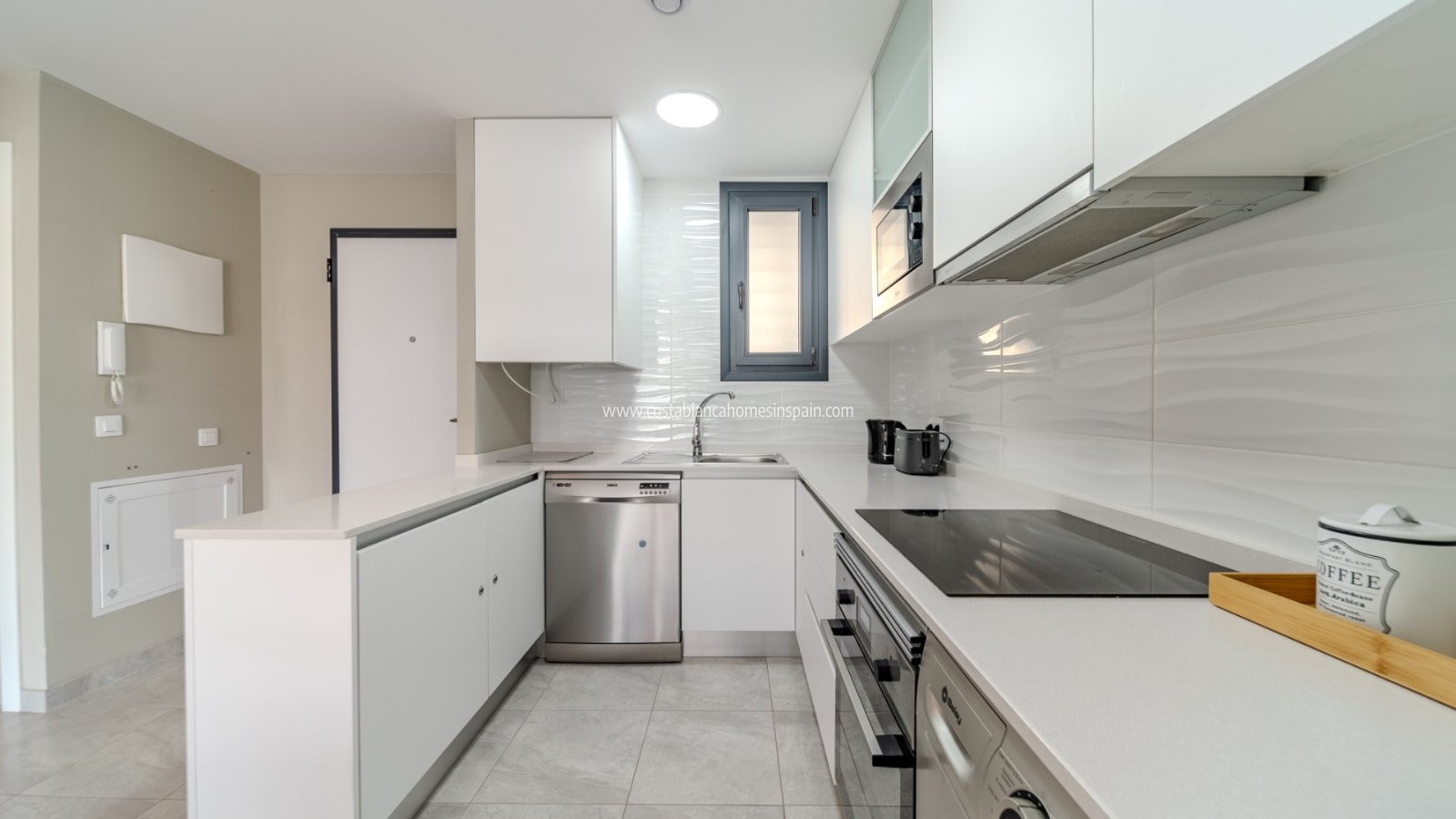 Resale - Apartment - Villamartin