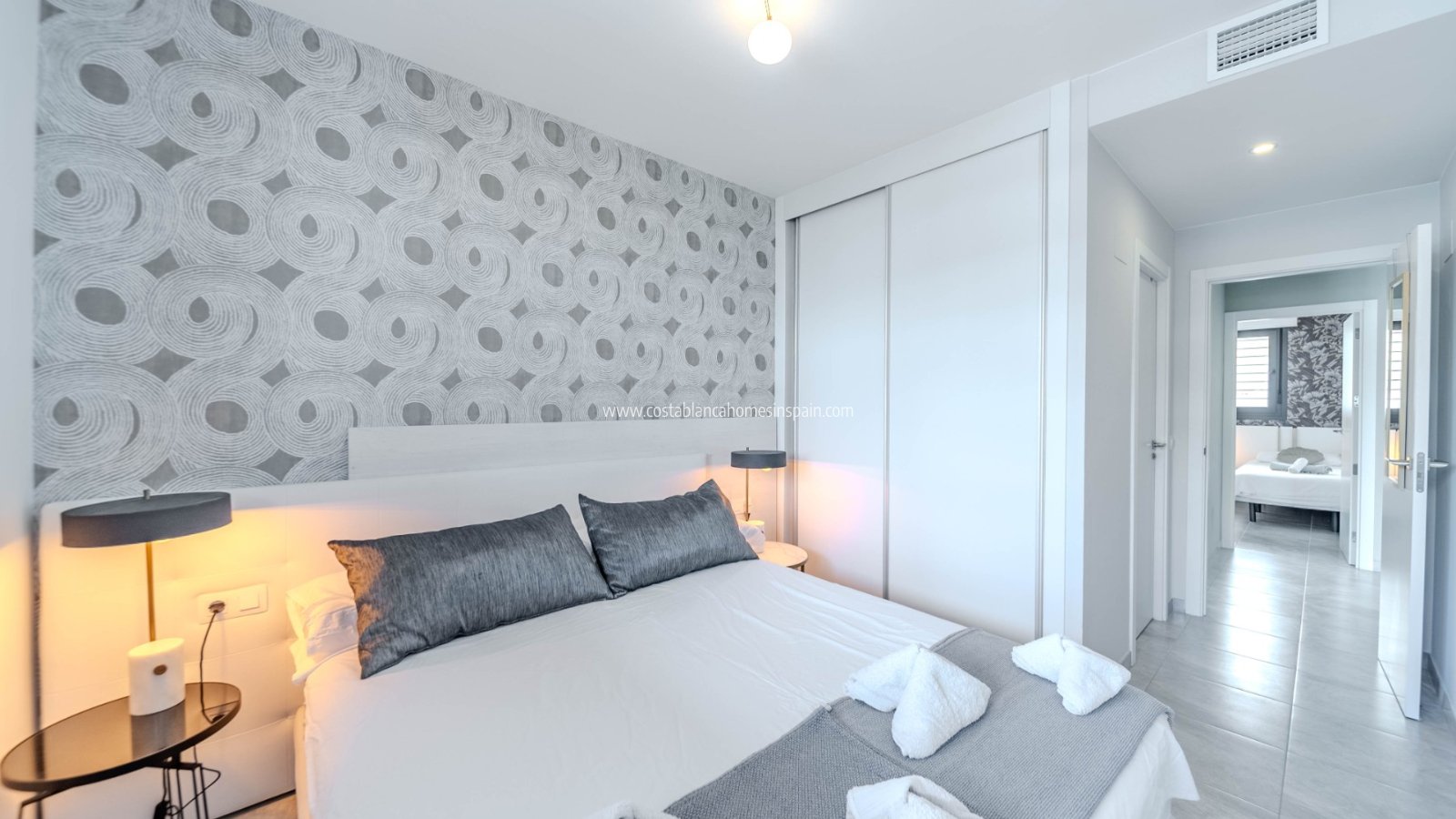 Resale - Apartment - Villamartin