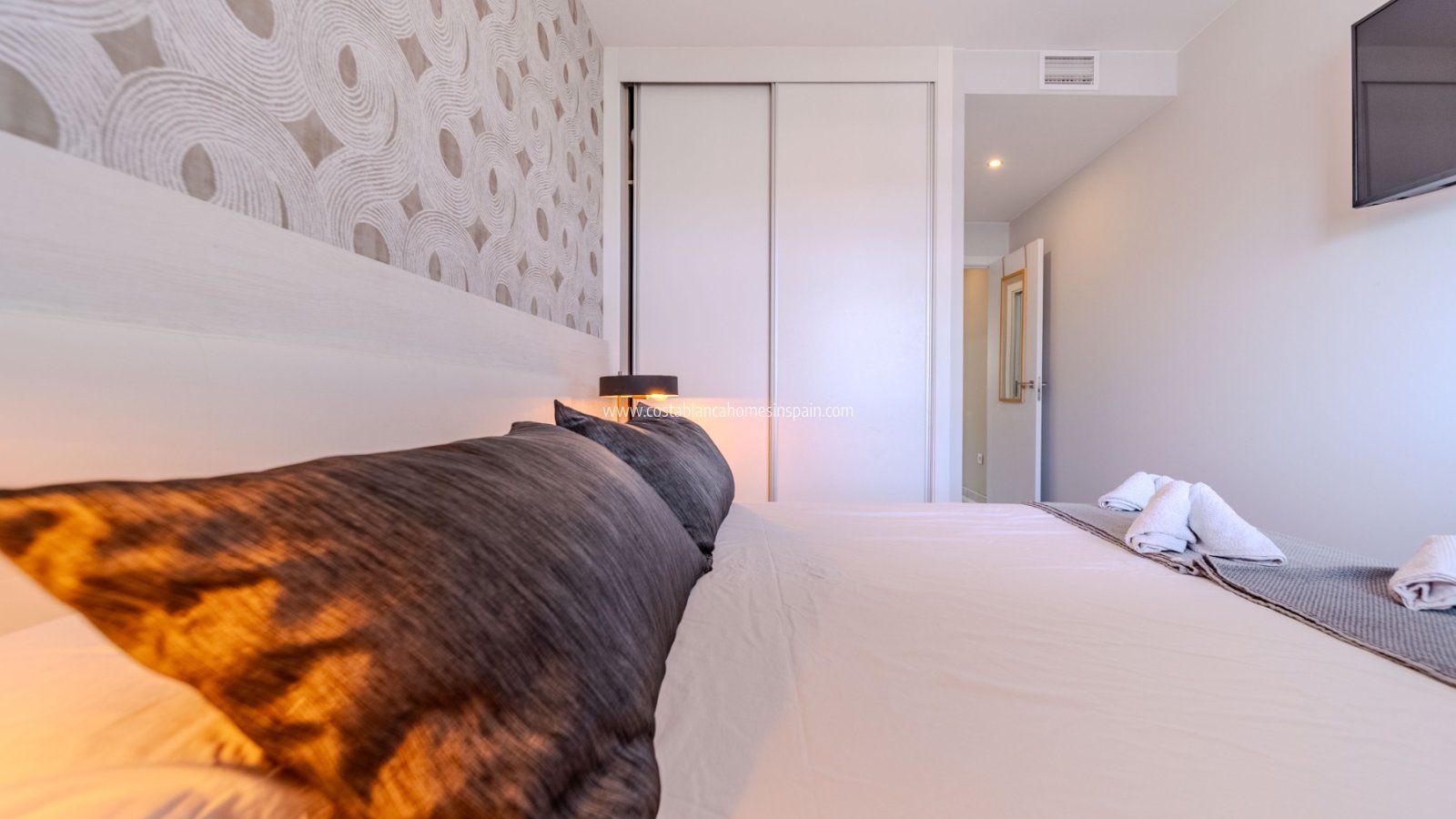 Resale - Apartment - Villamartin