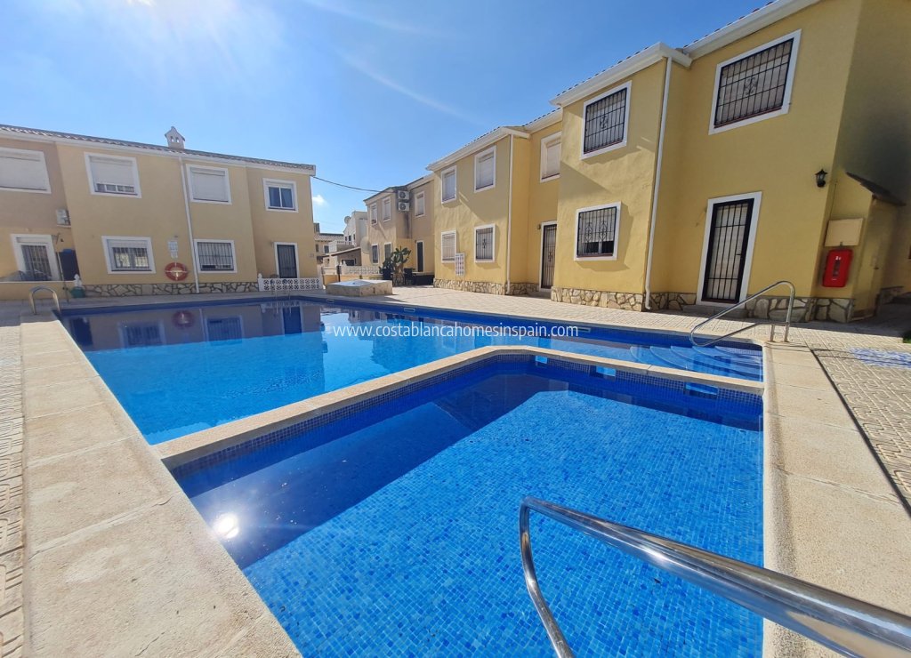 Resale - Apartment - Villamartin