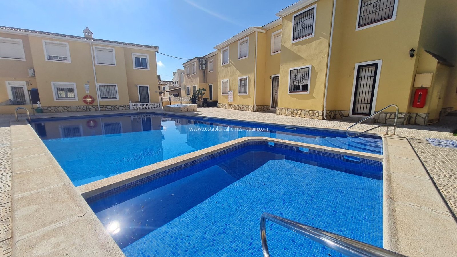 Resale - Apartment - Villamartin