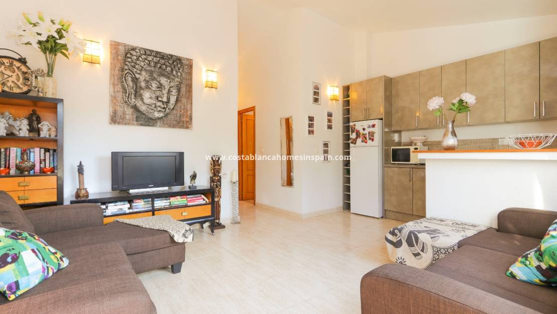Resale - Apartment - Villamartin