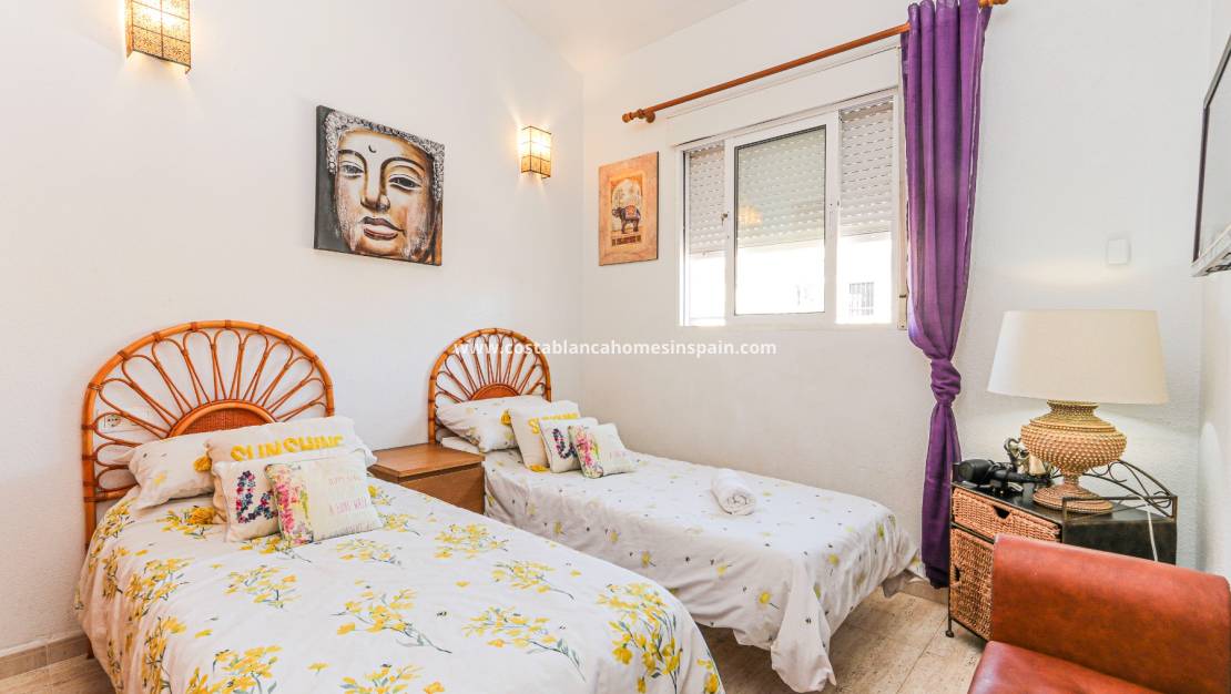 Resale - Apartment - Villamartin