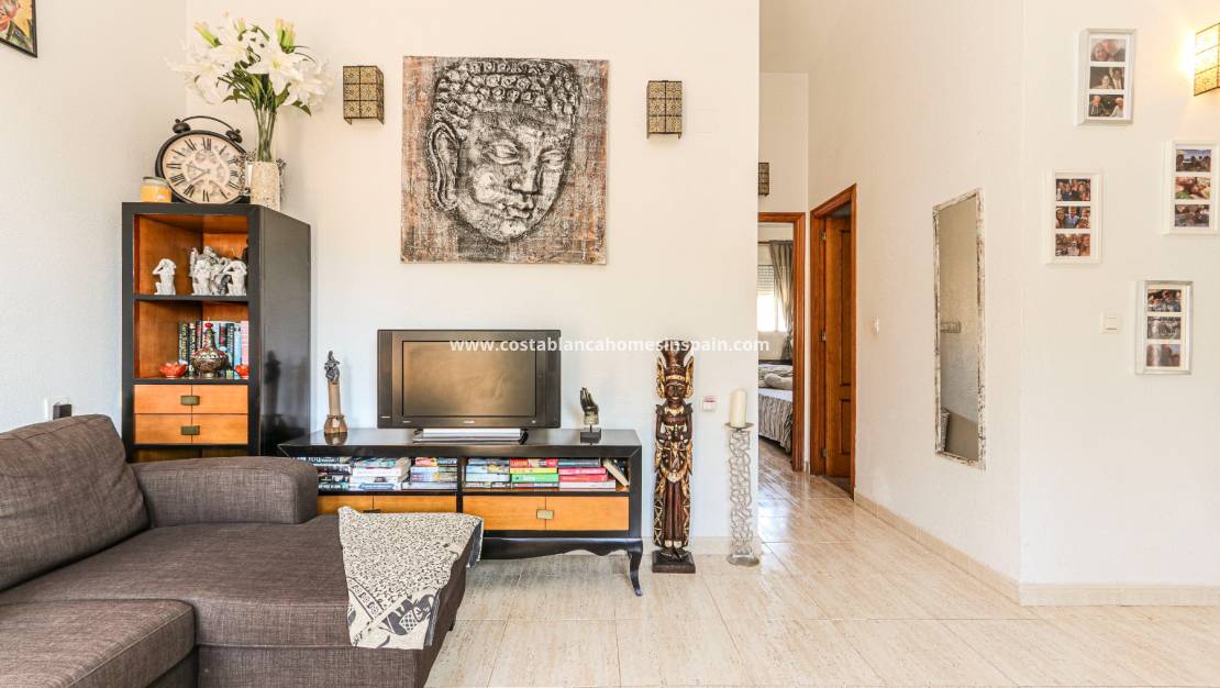 Resale - Apartment - Villamartin