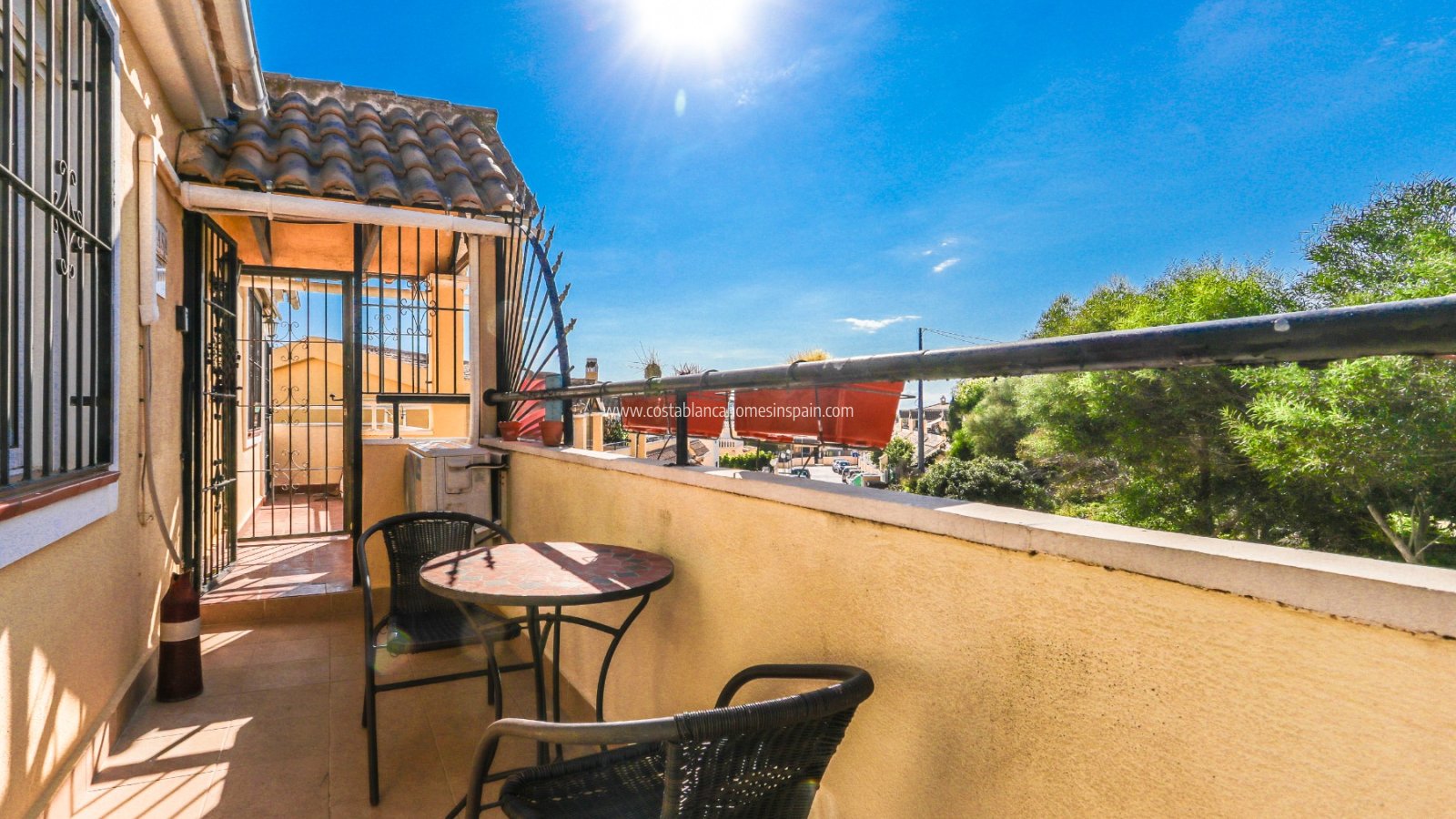 Resale - Apartment - Villamartin