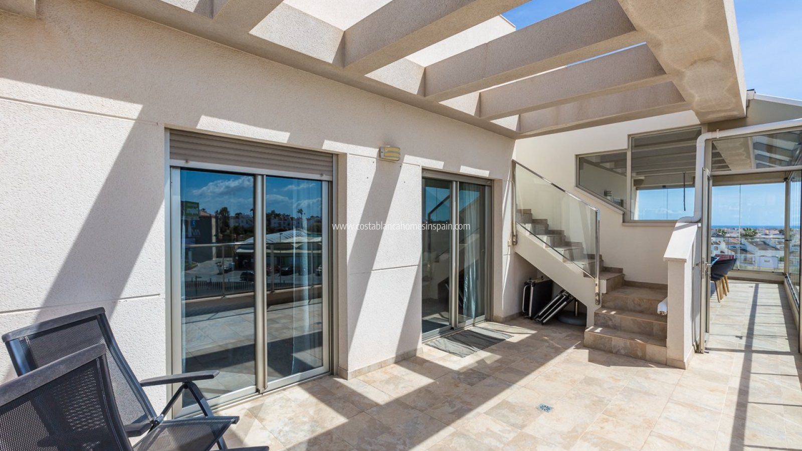 Resale - Apartment - Villamartin