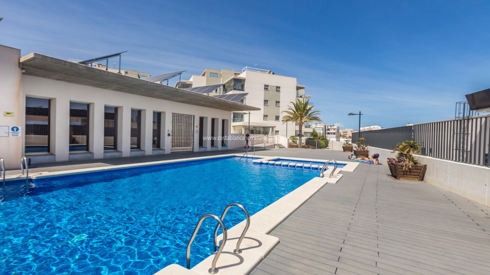 Resale - Apartment - Villamartin