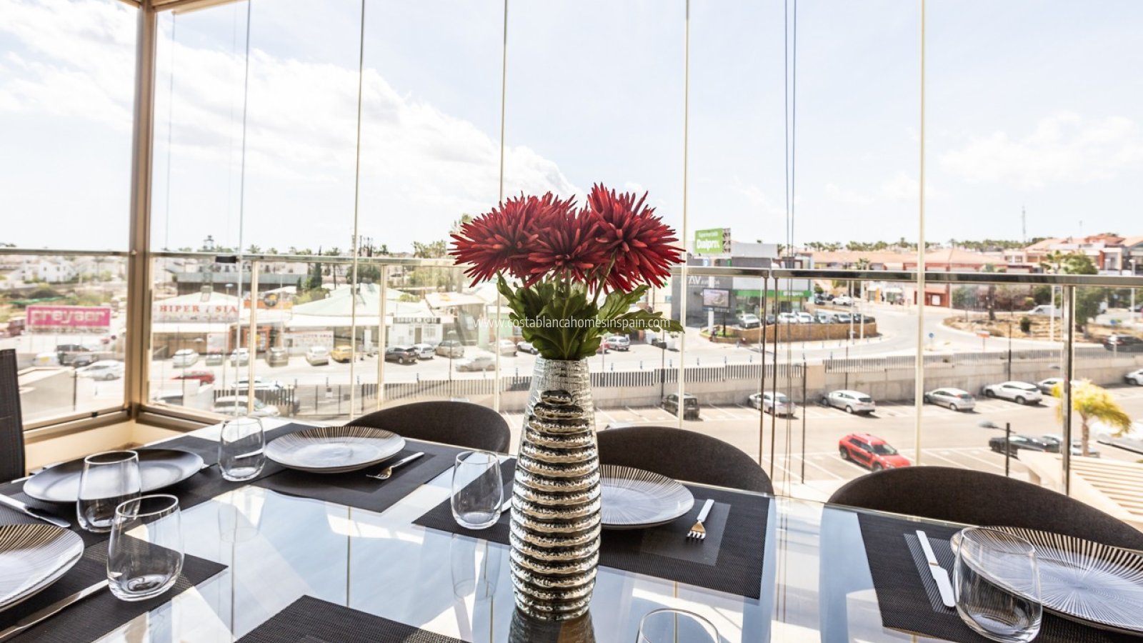 Resale - Apartment - Villamartin