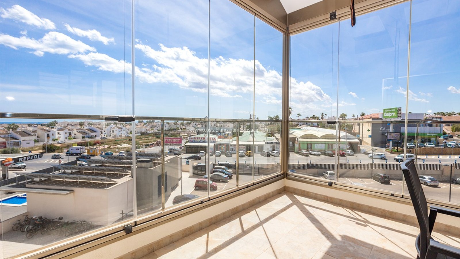 Resale - Apartment - Villamartin