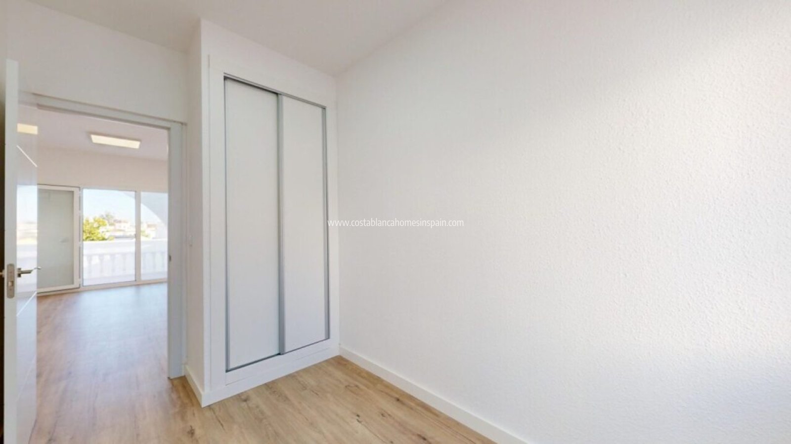 Resale - Bungalow - Blue Lagoon