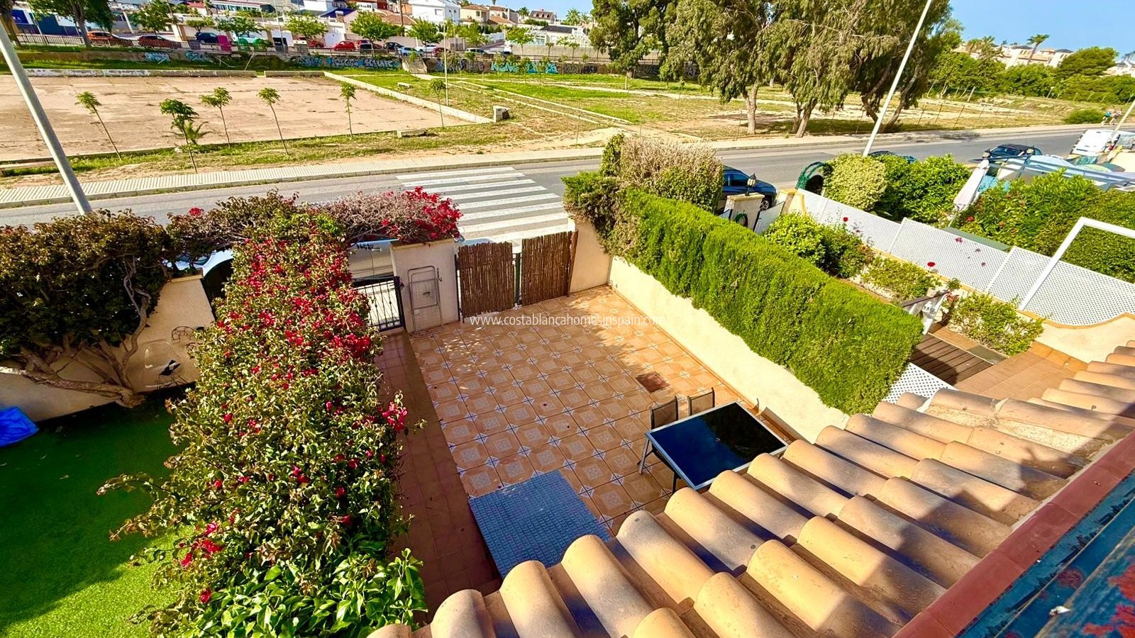 Resale - Bungalow - Cabo Roig