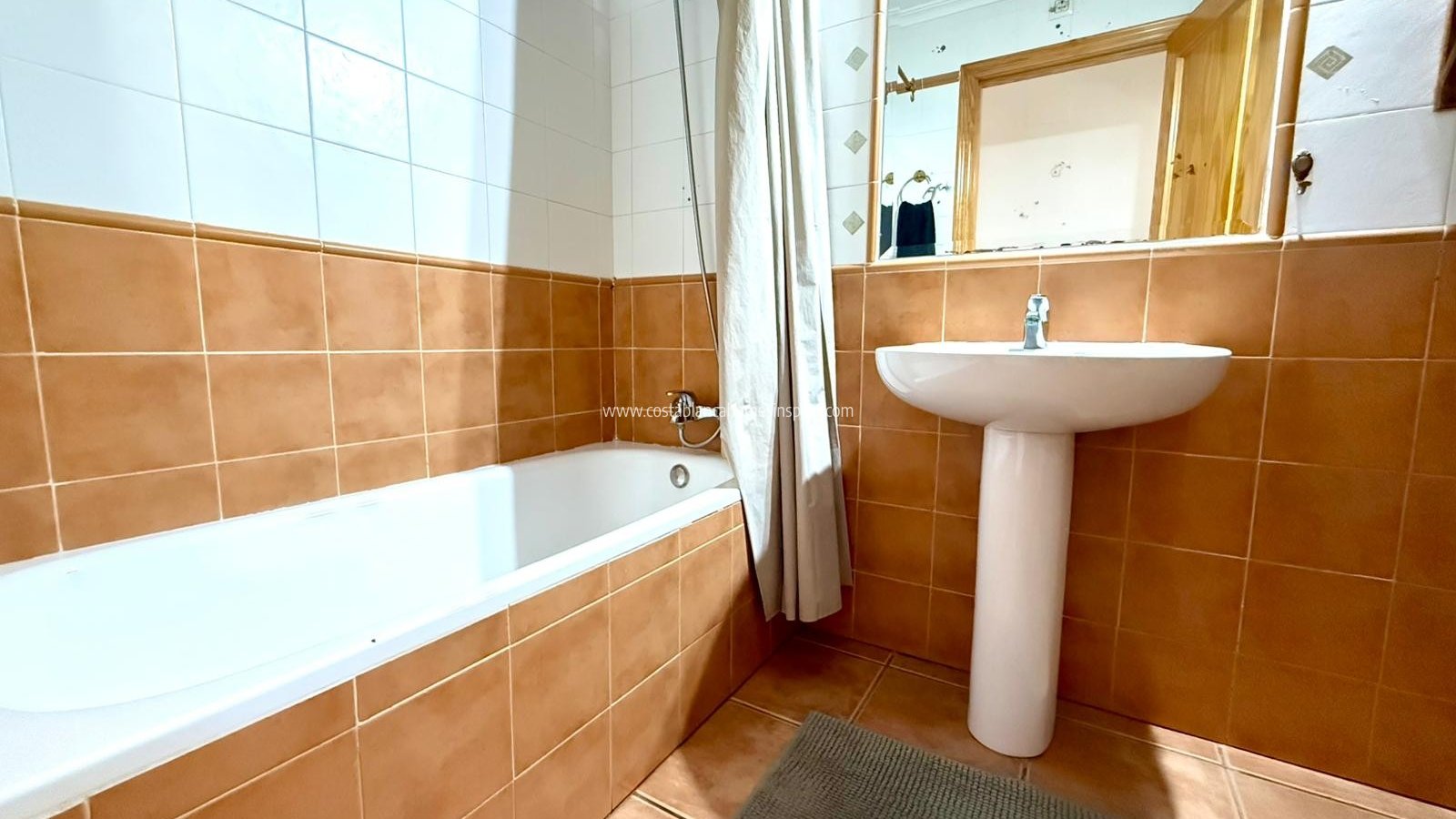 Resale - Bungalow - Cabo Roig