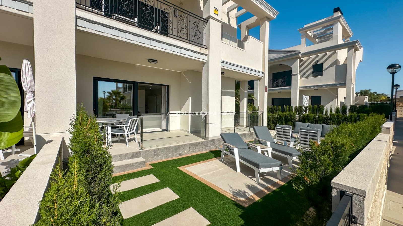 Resale - Bungalow - Ciudad Quesada