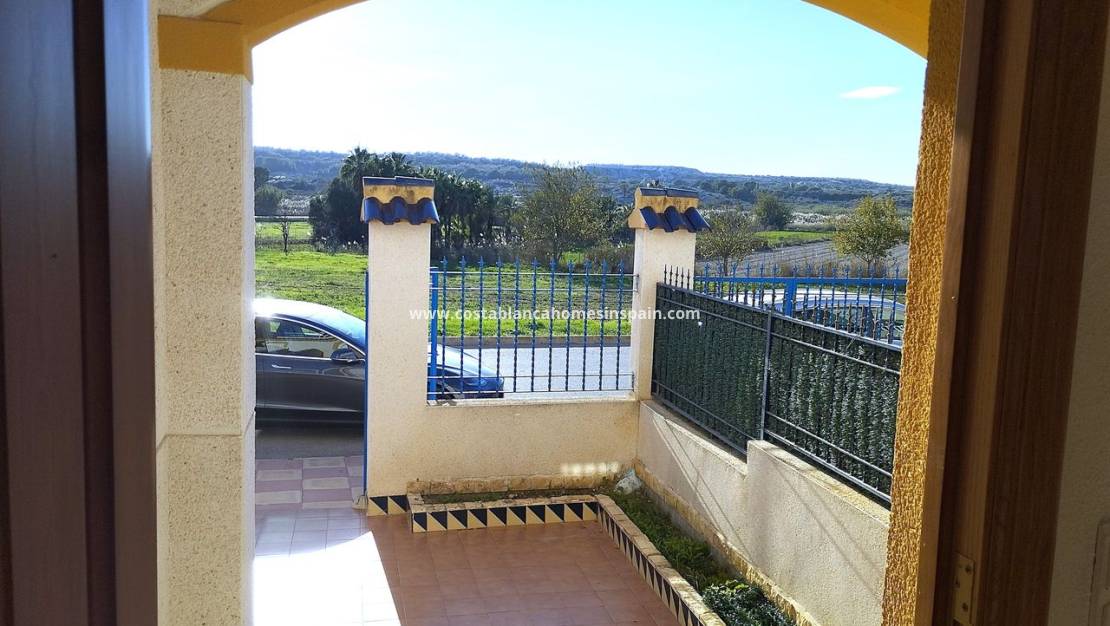 Resale - Bungalow - Guardamar del Segura - El Eden