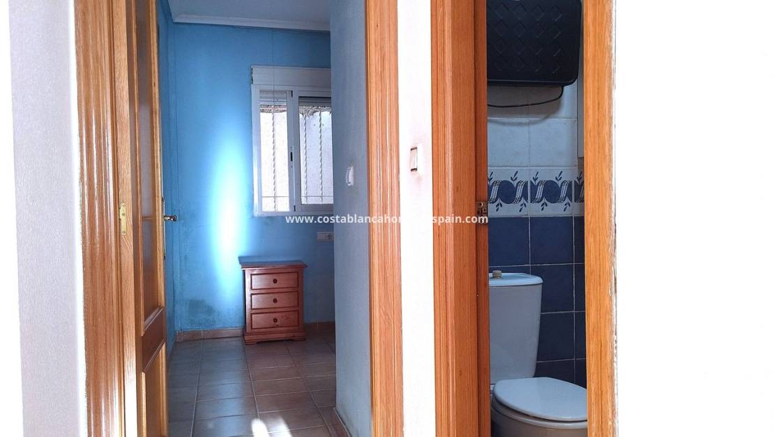 Resale - Bungalow - Guardamar del Segura - El Eden