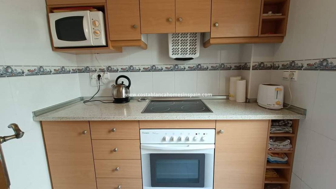 Resale - Bungalow - Los Altos