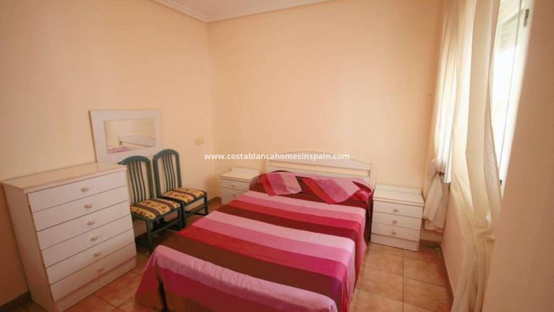 Resale - Bungalow - Orihuela Costa - Punta Prima