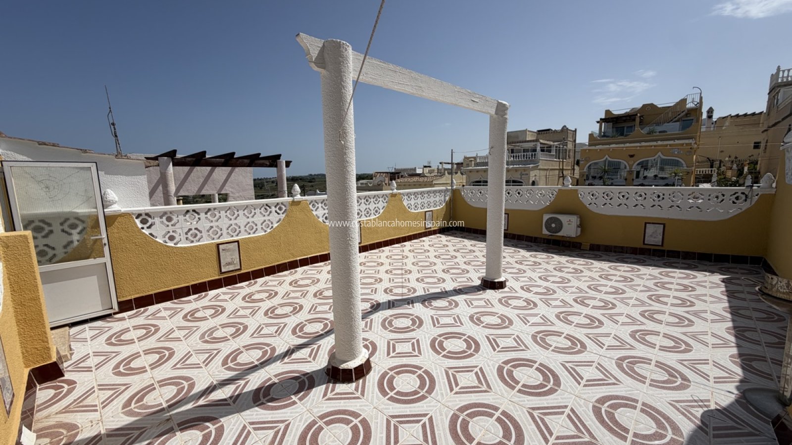 Resale - Bungalow - San Miguel de Salinas
