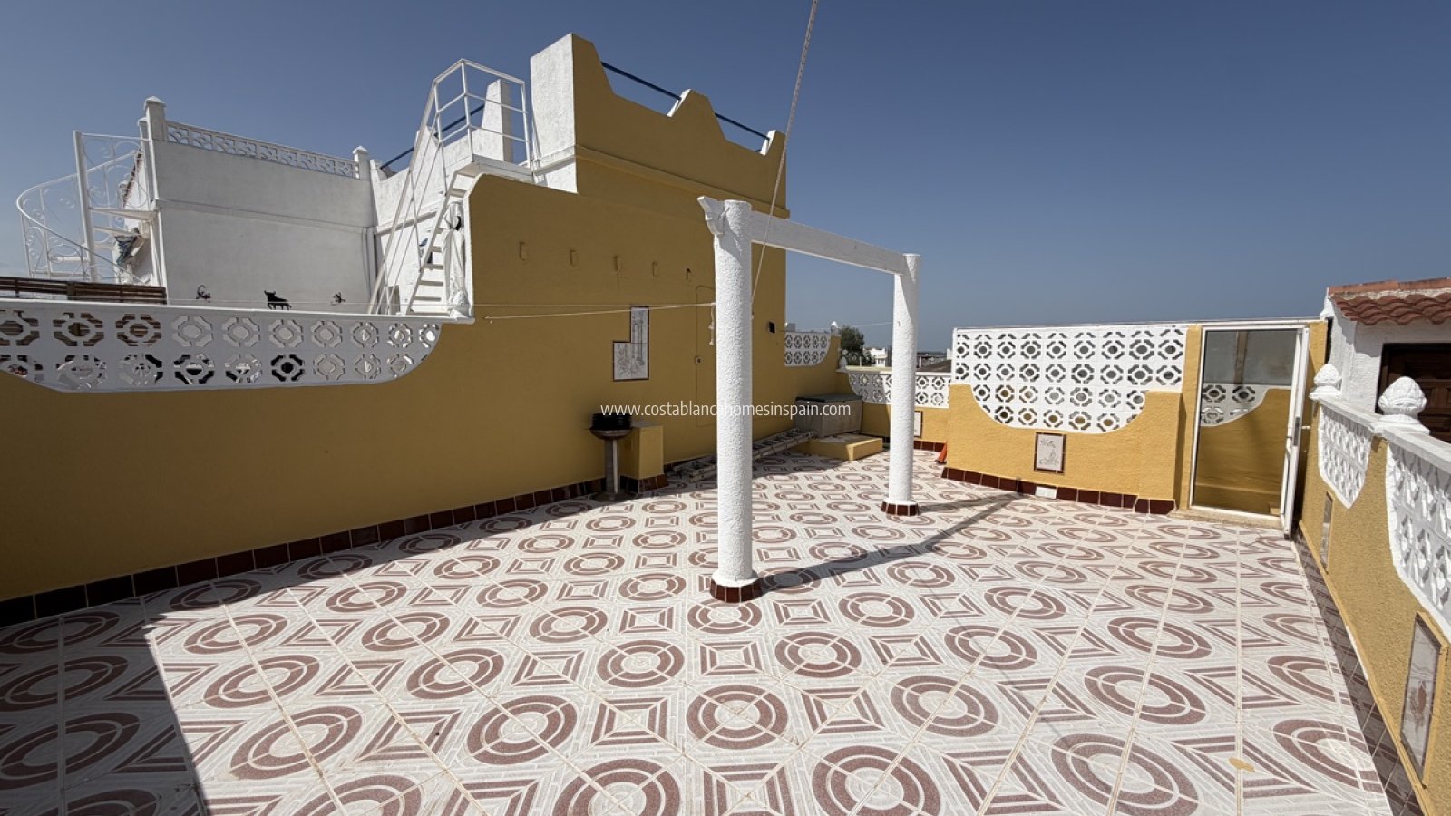 Resale - Bungalow - San Miguel de Salinas
