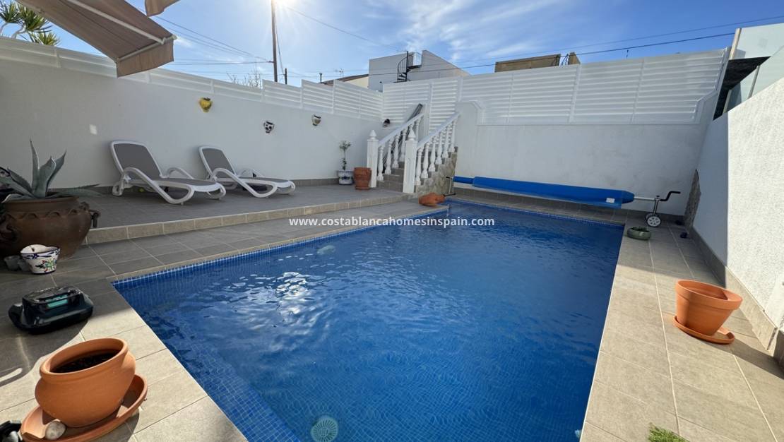 Resale - Bungalow - San Miguel de Salinas