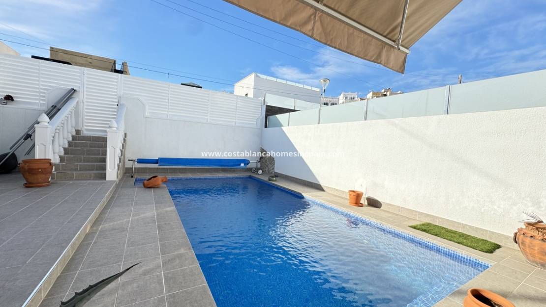 Resale - Bungalow - San Miguel de Salinas