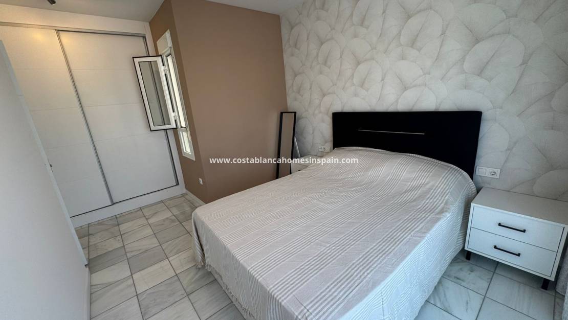 Resale - Bungalow - Torrevieja - Aguas Nuevas