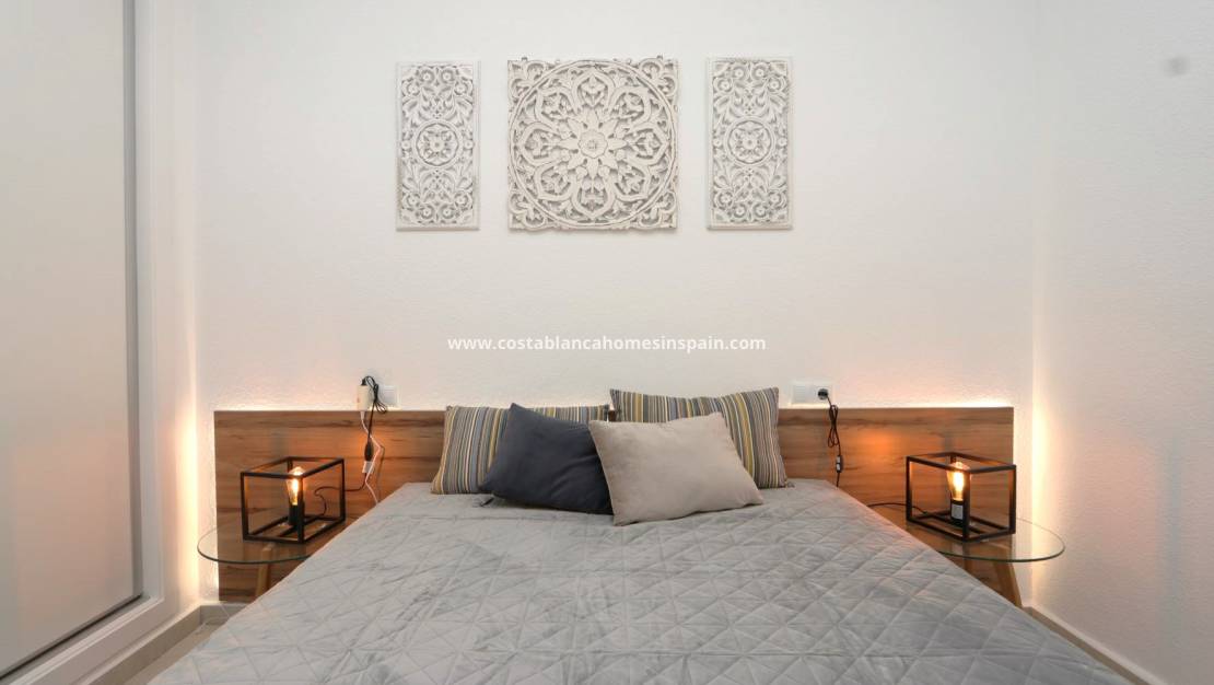 Resale - Bungalow - Villamartin - Costa Blanca South