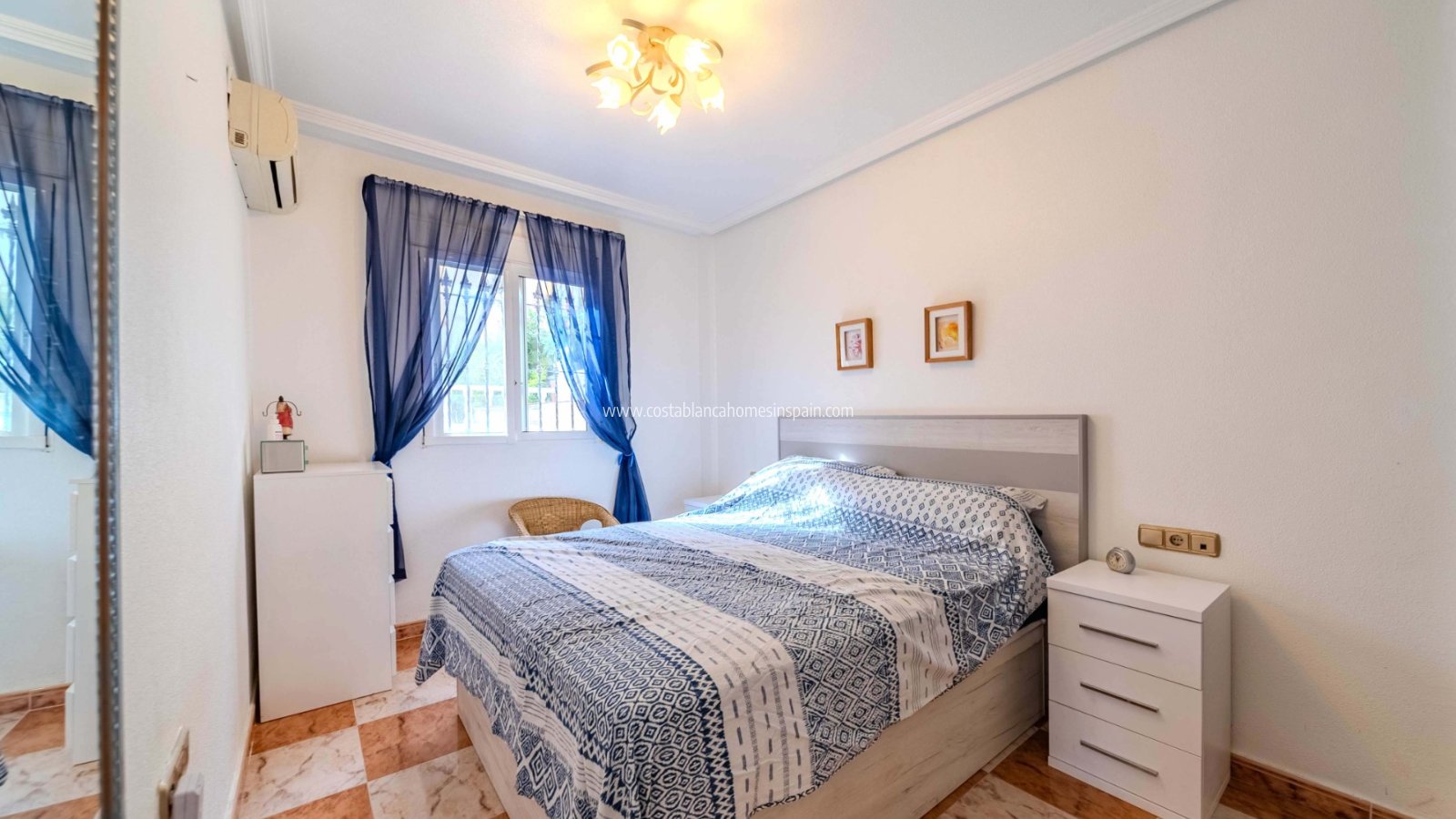 Resale - Bungalow - Villamartin