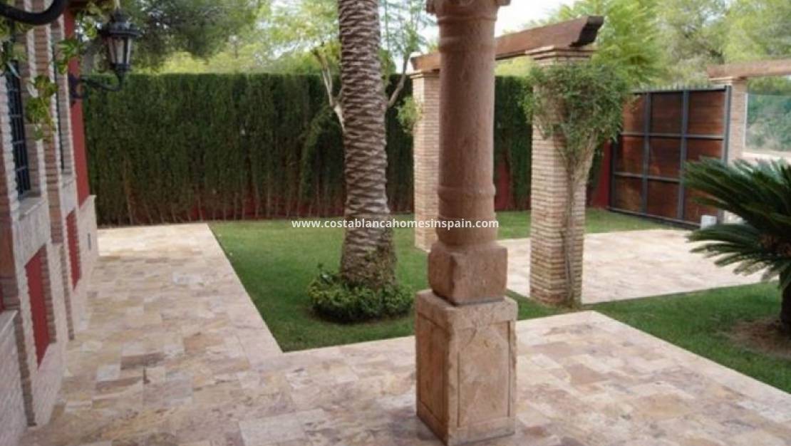 Resale -  - Campoamor