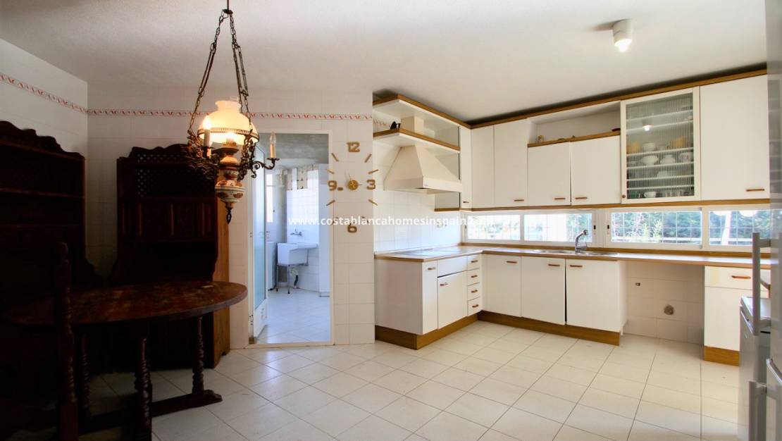 Resale -  - Campoamor