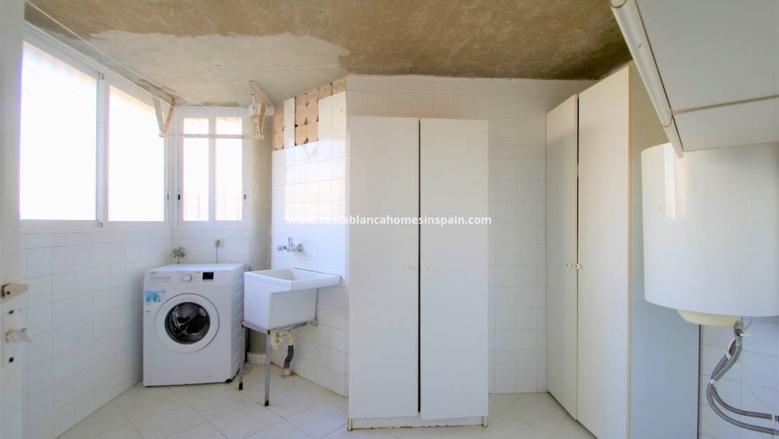 Resale -  - Campoamor