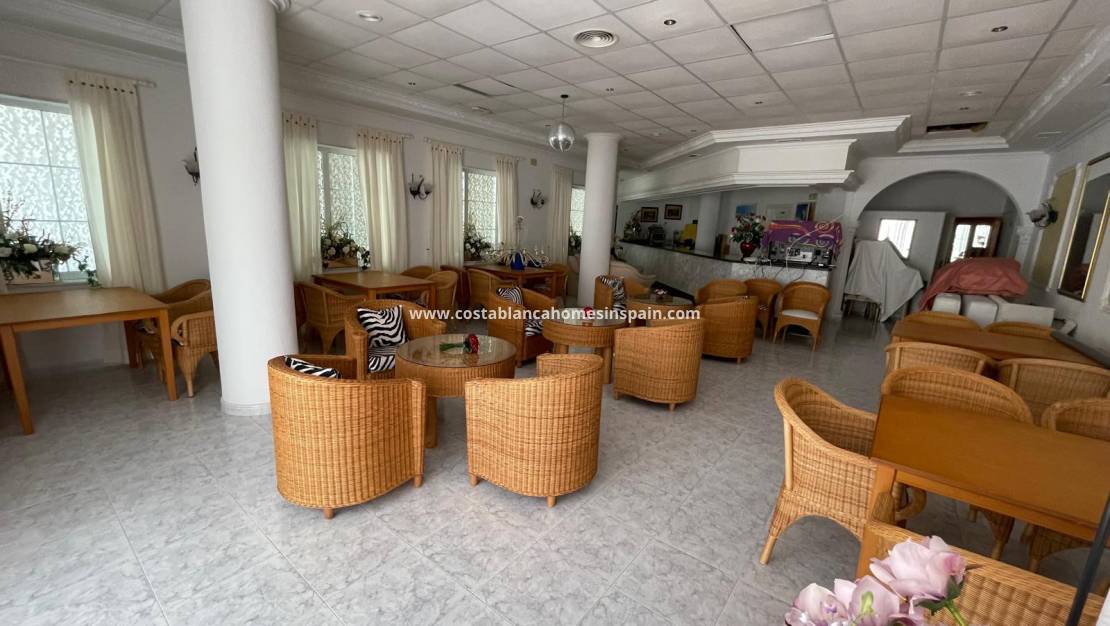 Resale - Commercial - Guardamar del Segura - Guardamar Playa