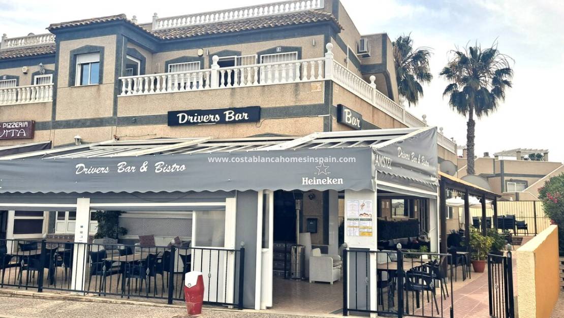 Resale - Commercial - Villamartin - Costa Blanca