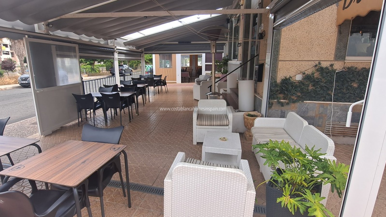 Resale - Commercial - Villamartin - Orihuela Costa