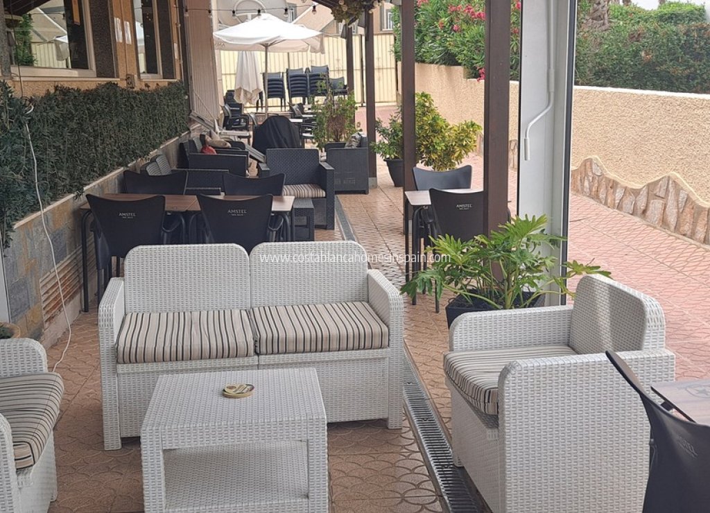 Resale - Commercial - Villamartin - Orihuela Costa